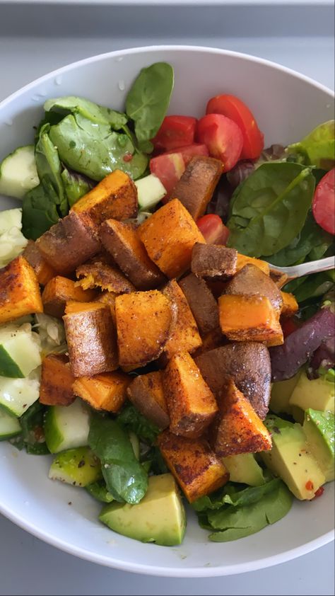 Sweet Potato Salad Aesthetic, Sweet Potatoes Aesthetic, Fresh Vegetables Aesthetic, Sweet Potato Salad Bowl, Salmon Salad Aesthetic, Sweet Potato Aesthetic, Salad Bowl Aesthetic, Vegetable Aesthetic, Baked Sweet Potato Cubes