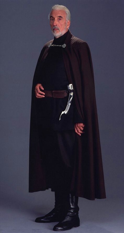 In loving memory of Christopher Lee, "Count Dooku"... Star Wars Sith Lords, Star Wars Villains, Count Dooku, Custom Robes, Star Wars Sith, Star Wars Fashion, Christopher Lee, Dark Side Star Wars, Star Wars 2