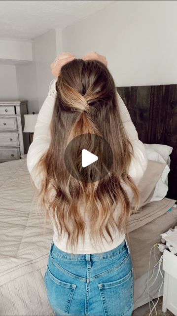 Medium Length Half Up Half Down Tutorial, How To Hairstyles Step By Step Easy, Quick Hairstyles For Long Hair Half Up, Long Up Hairstyles, Effortless Half Up Half Down Hair, Half Updos For Long Hair Tutorial, Half Up Hair Hacks, Fall Hairstyles Half Up Half Down, Easy Hair For Homecoming