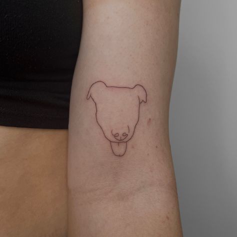 Tats Aesthetic, Tattoo Teeth, Dog Outline Tattoo, Tattoo Fine Line, Dog Outline, Outline Tattoo, Cowgirl Art, Vintage Cowgirl, Tattoo Outline