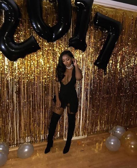 B A R B I E  DOLL GANG HOE Pinterest: @jussthatbitxh ✨Download the app #MERCARI & use my code: UZNPKU to sign up, you can get free make up & other items 16th Birthday Outfit, 90s Fashion Outfits Hip Hop Party, Outfit Ideas For Church, Lingerie Party, Birthday Goals, New Years Eve Decorations, Birthday Pictures, New Years Eve Party, Photoshoot Outfits