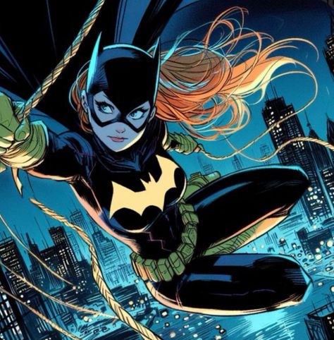 Batgirl Comic, Barbara Gordon Batgirl, Nightwing And Batgirl, Batman Girl, Batgirl Art, Dc Batgirl, Batman And Batgirl, Batman Tattoo, Harley Quinn Comic