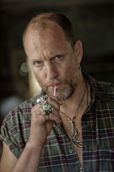 Still of  Woody Harrelson in Out of the Furnace (2013) Out Of The Furnace, Woody Harrelson, Actors Male, Wow Video, Jason Statham, Friends With Benefits, Hollywood Actor, Hollywood Celebrities, Famous Faces