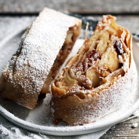 Austrian Food on Li'l Vienna Strudel Dough Recipe, Strudel Recipes, Turnover Recipes, Italian Pastries, Apple Strudel, Austrian Recipes, Homemade Apple, Italian Desserts, Cannoli