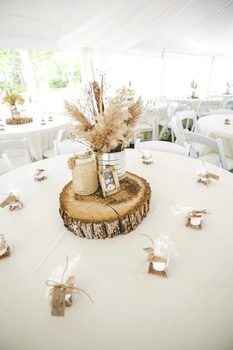 Country Theme Table Decorations, Wedding Table Decorations Country, Country Western Wedding Table Decor, Country Tent Wedding, Country Themed Centerpieces, Country Wedding Table Settings, Country Centerpieces Wedding, Western Wedding Table Decorations, Western Wedding Tables