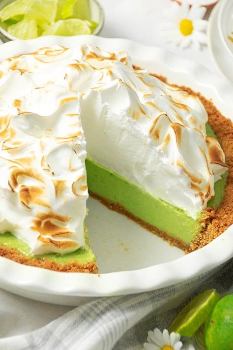 Key Lime Pie Meringue, Key Lime Meringue, Key Lime Meringue Pie, Pie With Condensed Milk, Lime Meringue Pie, Avocado Pie, Lime Meringue, Key Lime Filling, Toasted Meringue