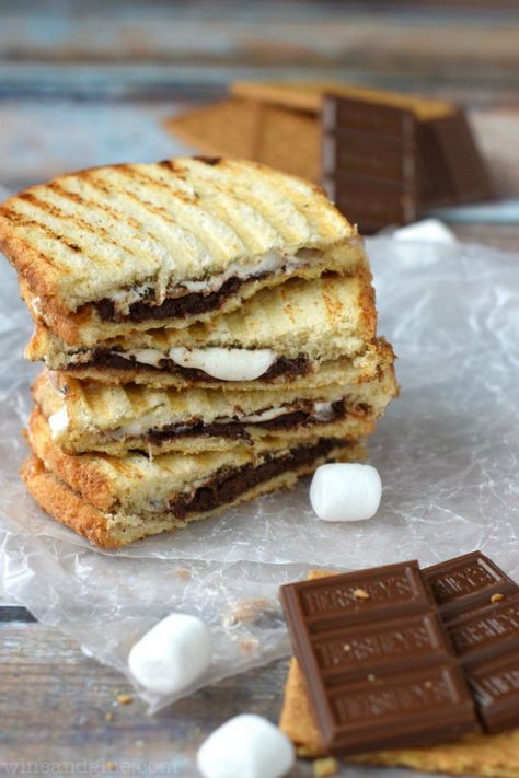 Best Panini Recipes, Panini Press Recipes, Smores Dessert Recipes, Grilled Sandwiches, Healthy Sandwich Recipes, Panini Recipes, Panini Sandwiches, Sandwich Toaster, Healthy Sandwiches