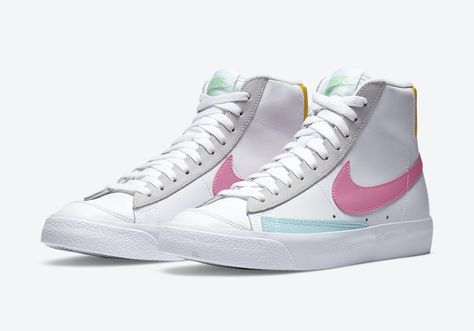 Nike Blazer Mid ’77 Vintage Arrives With Pink Swooshes Nike Blazer Mid 77 Outfit, Blazer Mid 77 Vintage, Outfit Nike, Basket Sport, Preppy Shoes, Nike Blazer Mid 77, Nike Blazer Mid, Nike Blazers Mid, Blazer Outfit