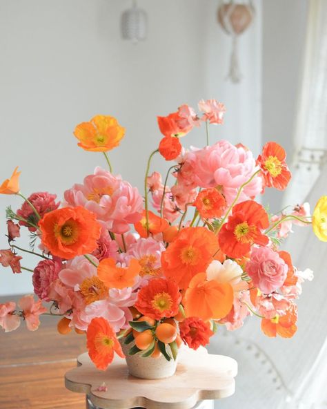 Southern California Florist | California AND Icelandic poppies, pluuusss early coral charm peonies and some foraged kumquats. Using leftovers to make a mega dream… | Instagram Coral Wedding Flowers, Cornish Wedding, Icelandic Poppies, Coral Charm Peony, Coral Peonies, April Wedding, Peony Wedding, Coral Wedding, California Poppy