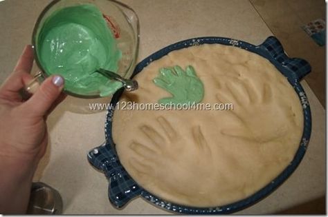 3d Hand Art, Hand Art Projects, Baby Hand And Foot Prints, Baby Handprint Crafts, 123 Homeschool 4 Me, Diy Plaster, Footprint Crafts, Plaster Crafts, Baby Handprint