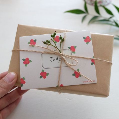 Mini Packaging Ideas, Card Letter Ideas, Handmade Letters Ideas, Letter Gift Ideas, Letter Packaging, Cartas Ideas, Mini Presents, Mini Letters, Handmade Letters