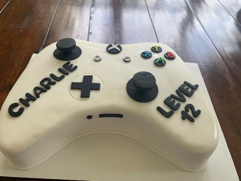 Xbox Controller Cake, Controller Cake, Xbox Cake, Xbox Controller, Cakes For Boys, 10th Birthday, 8th Birthday, Birthday Cakes, Birthday Ideas