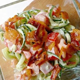 FitCopMom: Bacon Tomato Cucumber Salad Cucumber Salad Keto, Heart Soup, Tomato Cucumber Salad, Salad Making, Salad Cucumber, Salad Keto, Keto Salads, Counting Carbs, Keto Side