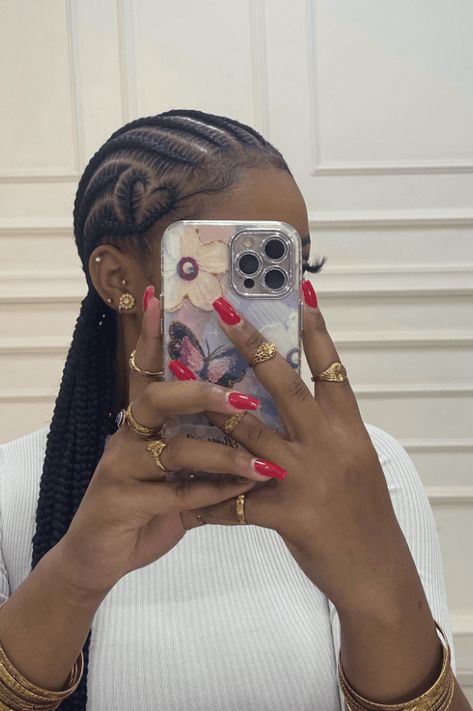 cornrows, hairstyles, hair inspiration Straight Back Cornrows With Heart, Straight Back With Heart, Straight Backs With Heart, Heart Cornrows Braids, Cool Cornrows, Cainrow Hairstyles, Cornrows With Heart, Heart Cornrows, Straight Back Hairstyles