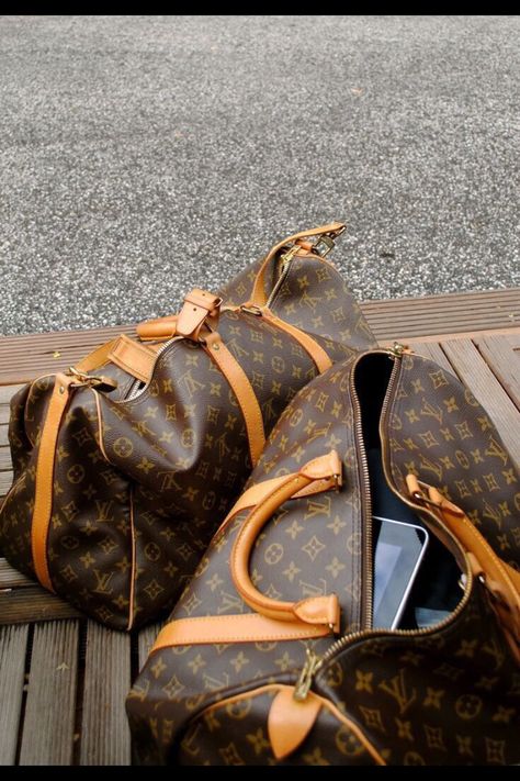 luggage Louis Vuitton Purses, Louis Vuitton Online, Sac Louis Vuitton, Lv Neverfull, Lv Bags, Designer Purses, Louis Vuitton Keepall, Louis Vuitton Wallet, Beautiful Handbags