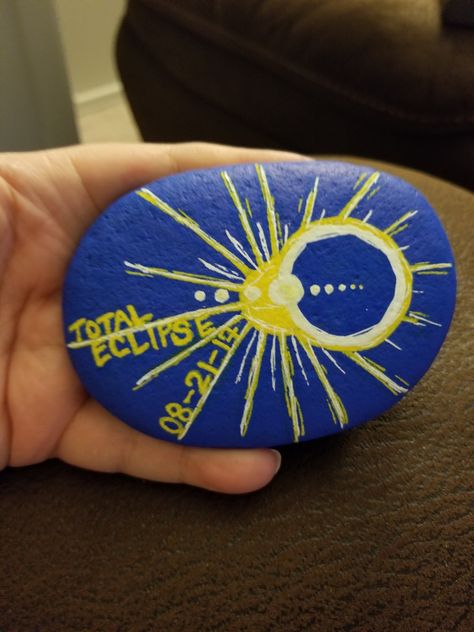 #korbysrocks Eclipse Moon Sun Painted Rock Eclipse Cookies, Eclipse Art, Solar Eclipse Activity, Eclipse Party, Eclipses Art, Space Stuff, Senior Activities, Eclipse 2024, Scouts Crafts