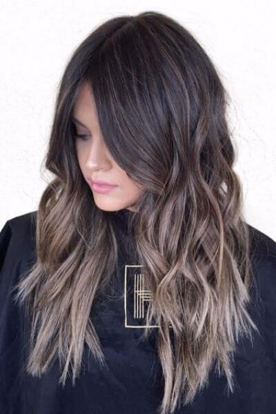 Dramatic Sombre for Black Hair Wavy Balayage, Sombre Hair, Beach Wave Hair, Brown Hair Balayage, Brown Blonde Hair, Hairstyles Long, Cool Hair Color, Color Hair, Hair Color Trends