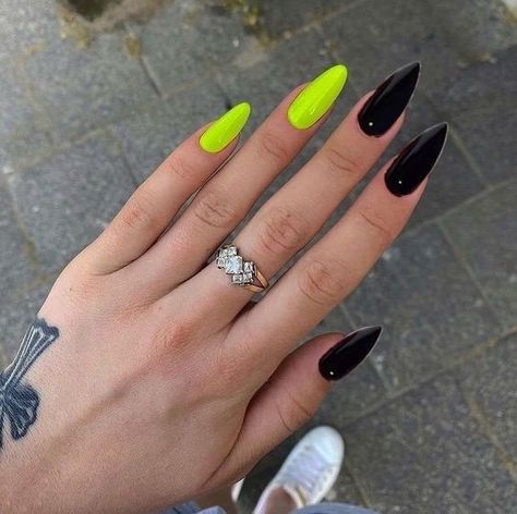 Gel Nails Ideas Short Goth, Green Neon Nails Ideas, Opposite Color Nails On Each Hand, Acrylic Nail Designs Bright, Different Colour Nails On Each Hand, Nails Edgy Grunge, Black And Neon Yellow Nails, Black Nails With Colorful Design, Rock Festival Nails