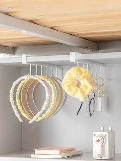 Easy Storage Hacks, Home Storage Solutions, Storage Hacks, Clever Storage, Hanging Storage, Organization Bedroom, Closet Storage, Room Organization, Random Color