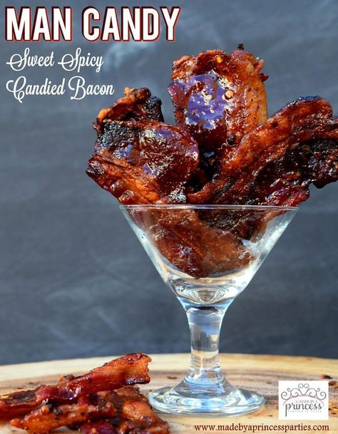 Carmelized Bacon, Candied Bacon Recipe, Bacon Snacks, Bacon Appetizers, Bacon Recipe, Candy Sweet, Candied Bacon, Think Food, Bacon Recipes