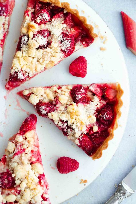 Strawberry Rhubarb Tart Recipe Strawberry Rhubarb Tarts Recipe, Rhubarb Tart Recipe, Strawberry Rhubarb Tarts, Strawberry Rhubarb Tart, Chocolate Mousse Tart, White Chocolate Mousse Recipe, Pie And Ice Cream, Triple Chocolate Mousse, Mousse Tart