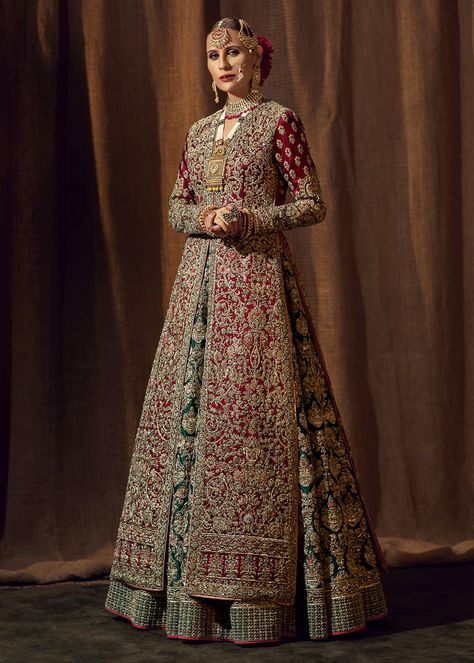 Lehenga With Long Shirt, Dresses For Walima, Bridal Dresses For Barat, Bridal Outfits Pakistani, Black Sharara, Hussain Rehar, Maroon Lehenga, Jj Valaya, Kurti Lehenga