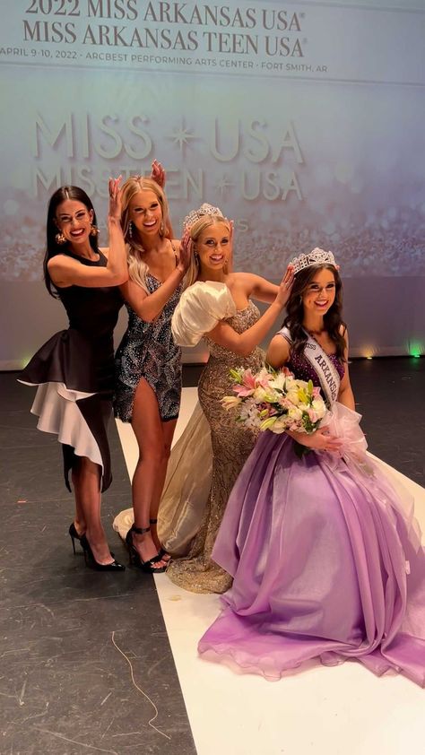 laurenashtonweaver on Instagram: Welcome to the sisterhood! Our new Miss Arkansas USA & Miss Arkansas Teen USA👑✨ • • • #PageantLife #BeautyQueen #Pageant #Pageants… Photogenic Poses For Pageant, Pageant Group Photoshoot, Pageant Photogenic Pictures, Mrs America Pageant, Miss New York Pageant, Pageant Life, Teen Usa, The Sisterhood, Fort Smith