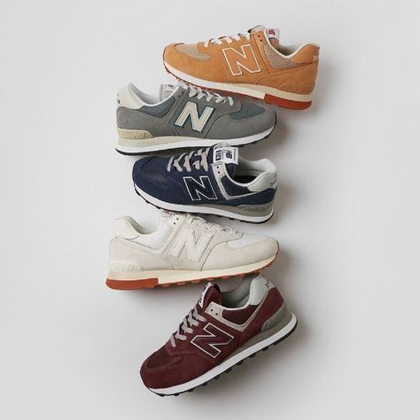 A pair to add to your shopping cart from New Balance 🛒 New Balance Shoes 574, 574 Outfit, New Blance Shoes, Fits Aesthetic, Sneaker Lovers, Lazy Outfits, New Balance 574, New Balance Shoes, New Wardrobe