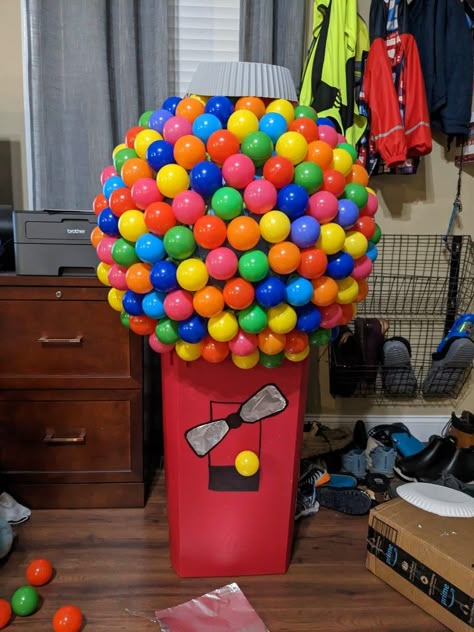 The toy maker. Gumball machine Diy Large Gumball Machine, Ball Pit Balls Crafts, Diy Giant Gumball Machine, Giant Gumball Machine Diy, Gumball Machine Trunk Or Treat, Giant Gumball Machine, Candy Theme Classroom, Diy Gumball Machine, Chocolate Factory Party