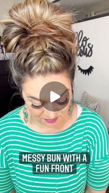 Cute Bun Hairstyles For Short Hair, How To Do A Messy Bun Step By Step, Easy Messy Bun For Short Hair, Messy Hairstyles For Short Hair, Short Hair Messy Bun, Messy Bun Straight Hair, Messy Bun For Short Hair, Cute Bun Hairstyles, Event Hairstyles