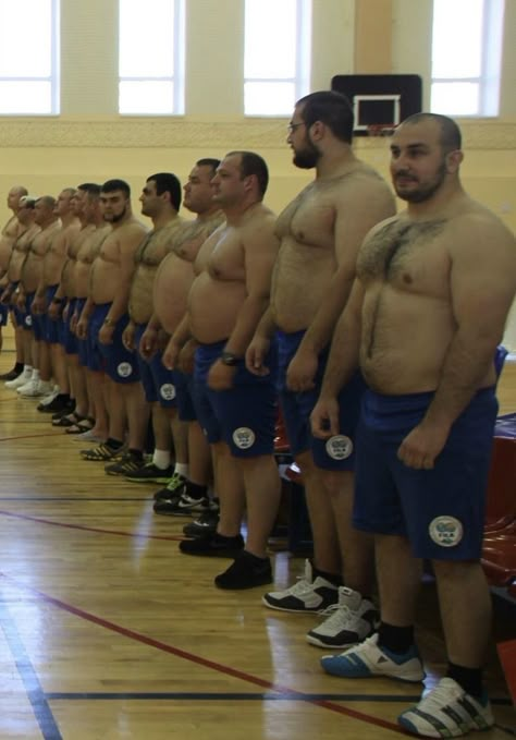 Cute Chubby Guys, Beer Belly Men, Stocky Men, Dad Bodies, Burly Men, Chubby Guy, Chubby Men, Scruffy Men, Beefy Men