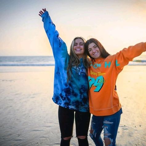 Two Girls, The Beach