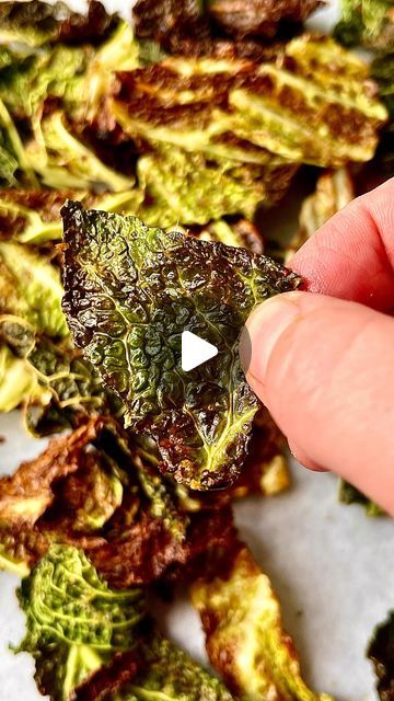 pollypocketsy on Instagram: "crispy Savoy Cabbage Chips . Recipe link in bio #cabbage #chips #snack #healthyfood" Cabbage Chips, Savoy Cabbage, Cabbage Leaves, Chips Recipe, Cabbage Recipes, Snack Chips, Healthy Snacks, Link In Bio, Snack Recipes