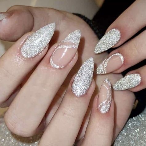 White Christmas Nail Designs, Prom Nails Silver, Silver Nail Designs, Silver Glitter Nails, White And Silver Nails, Wedding Nails Glitter, Nagellack Trends, Nails Silver, Formal Nails