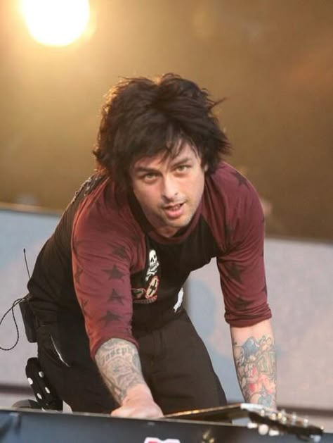 Billy Joe Armstrong, Hello Green, Billie Green Day, Green Day Billie Joe, Indie Clothing, Tré Cool, Soft Grunge Aesthetic, Joe Armstrong, Billie Joe Armstrong