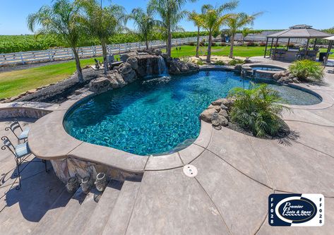 Freeform Swimming Pools | Freeform Pool Designs Pool Designs Modern, Freeform Pool Designs, Pools Inground, Pool Design Modern, Villa Inspiration, Country Pool, Ideas De Piscina, House Shopping, Freeform Pools