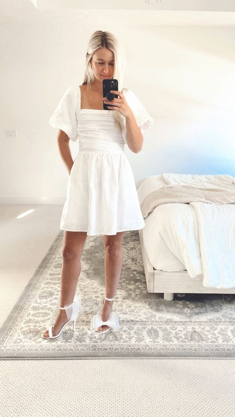 Spring Bridal Shower Dress For Bride, Wedding Rehearsal Outfit Casual, Bridal Shower Dress With Sleeves, White Dresses Bridal Shower Brides, Rehearsal Dinner Bride, Bridal Shower Outfit For Bride Spring, Bridal Shower Outfit Bride, Midsize Bridal Shower Outfit, Elegant Bridal Shower Dress