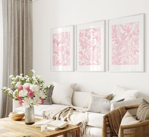 Chinoiserie Wall Art Pink Vintage Floral Print Set of 3 Pink Posters Digital Download Baby Pink Wall Decor Dorm Aesthetic Art Prints Simple Loveshackfancy Bedroom, Fancy Wall Art, Apt Aesthetic, Apartment Decor Aesthetic, Fancy Bed, Chinoiserie Wall Art, Light Pink Walls, Floral Posters, Murs Roses