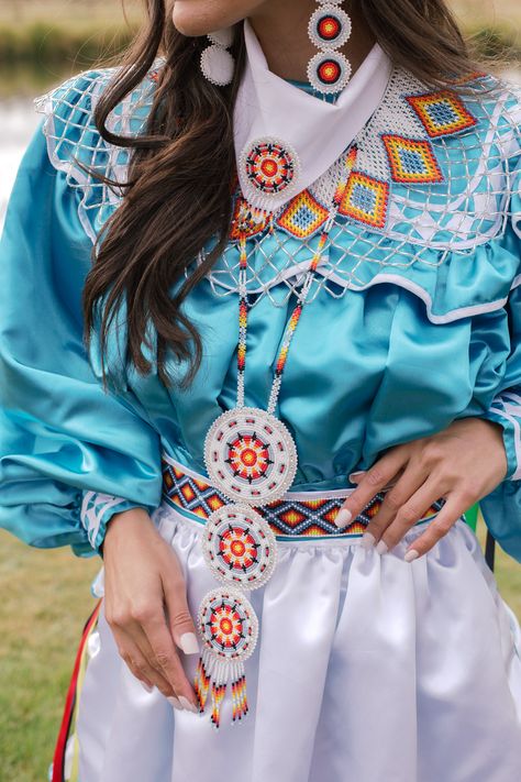 Native American Wedding Ideas, Indigenous Wedding, Native American Wedding Dress, Choctaw Tribe, American Indian Clothing, Choctaw Nation, Native American Wedding, Biker Wedding, Native American Music