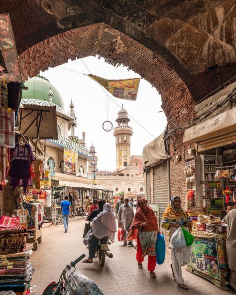 "Lahore has always reminded me of a bubbling cauldron of unknown depth and endless possibility. Here, you can watch centuries-old rituals,… Bubbling Cauldron, Pakistan Culture, My Intentions, Pakistani Culture, Pakistan Travel, Walled City, Lahore Pakistan, Find A Way, Islamic Architecture