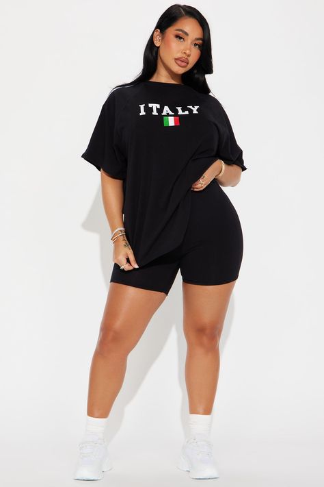 Available In Black. Short Set Oversized T-Shirt Crew Neck Short Sleeve "Italy" Graphic Biker Shorts Side Stripe Detail Elastic Waistband Stretch Disclaimer: Due To The Screen Printing Process A Difference In Saturation May Occur. Each Garment Is Unique. 95% Cotton 5% Spandex Imported | Italy Babe Biker Short Set in Black size XL by Fashion Nova Italy Graphic, Glam Closet, Biker Short Set, Stephanie Rao, Biker Shorts Outfit, Street Outfits, Men Jeans Pants, Biker Short, Street Outfit