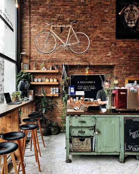 Interior Design Lover ⚡️ on Instagram: “I think absolutely everything on this picture is perfect : the colours, the materials, the decoration, everything ! 😍 It looks like we’re…” Rustic Coffee Shop, Vintage Coffee Shops, Brand Moodboard, Café Design, Rustic Cafe, Coffee Shop Interior Design, Cozy Coffee Shop, Bohemian Kitchen, Cafe Shop Design