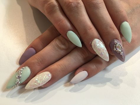 Long almond nails spring colours mint green and pastel purple with Swarovski crystals matte Spring Gel Nails Ideas, Sage Nails, Lilac And Sage, Matte Almond Nails, Teal Acrylic Nails, Almond Nails Designs Summer, Mint Green Nails, Short Nail Manicure, Long Almond Nails