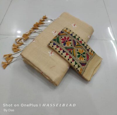 Beautiful Khadi Cotton Sarees | siri designers Siri Designers, Cotton Sarees Handloom, Fondant Flower Tutorial, Khadi Cotton Saree, Cotton Sarees Online, Khadi Saree, Draping Fashion, Fondant Flowers, Cotton Sarees