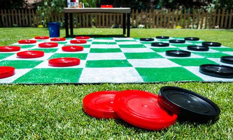 Outdoor Games To Play, Giant Yard Games, Backyard Games Kids, Summer Outdoor Games, Diy Yard Games, Outside Games, Outdoor Games For Kids, Yard Games, Lawn Games