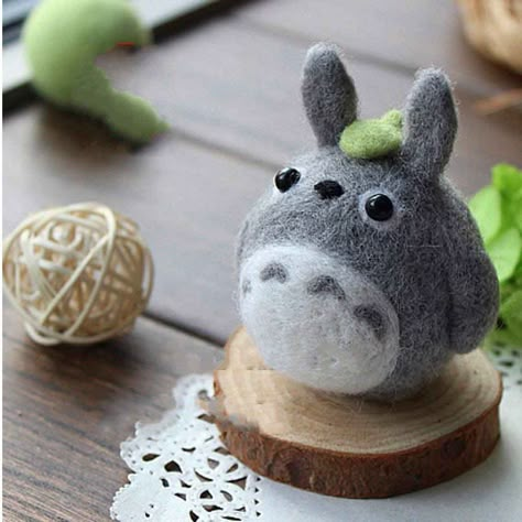 Totoro Needle Felting Kits Needle Felting Ideas, Edible Candles, Needle Felting Diy, Needle Felted Christmas, Felting Ideas, Felted Wool Crafts, Felt Creations, Felt Beads, Wool Felting