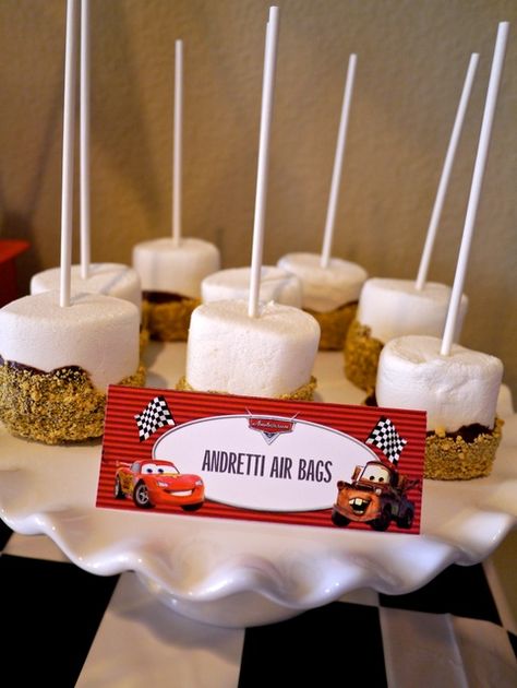 Marshmallow Pops at a Race Car Party #racecar #party Disney Cars Birthday Party Ideas, Cars Birthday Party Ideas, Disney Cars Birthday Party, Disney Cars Theme, Cars Birthday Party, Disney Cars Party, Hot Wheels Party, Disney Cars Birthday, Cars Birthday Party Disney