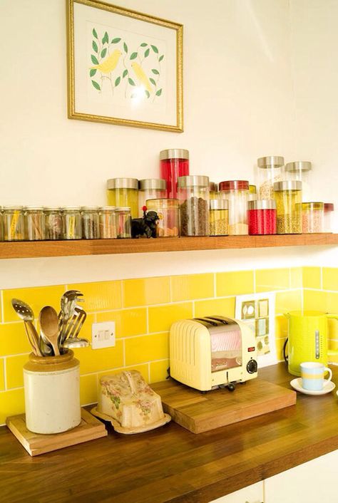 Yellow tiles Kitchen Yellow Tiles, Yellow Tile Kitchen, Yellow Kitchen Tiles, Colorful Kitchen Backsplash, Yellow Kitchen Designs, Yellow Tiles, Kitchen Yellow, Subway Tile Backsplash Kitchen, Yellow Kitchen Decor