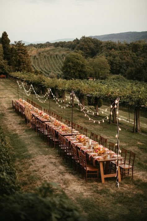 Outdoor Dinner, Wedding 2025, Have Inspiration, Future Wedding Plans, Table Set Up, Long Table, Wedding Mood Board, Rustic Garden Decor, Wedding Idea