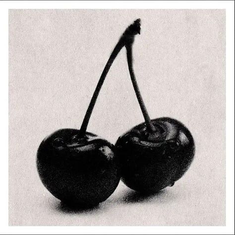 Cherry Wine, Photography Black And White, Barbie Dream, Black And White Aesthetic, Stippling, Wallpaper Art, Playlist Covers, Black Swan, Red Aesthetic